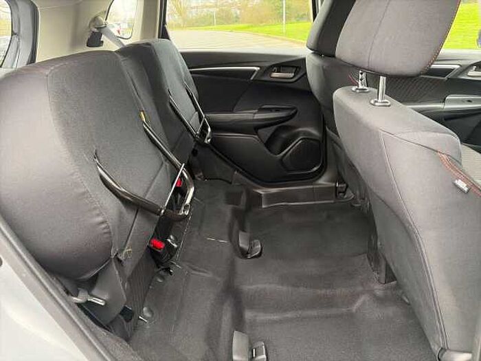 Honda Jazz 1.5 i-VTEC Sport 5dr 