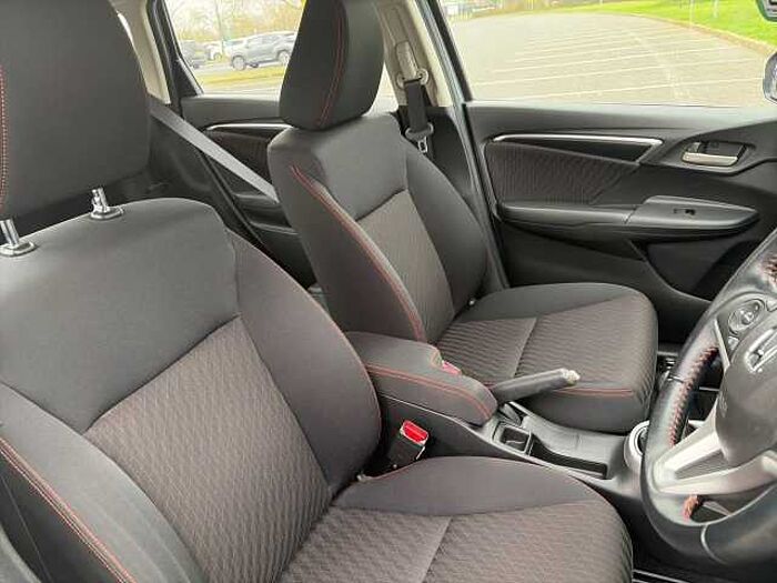 Honda Jazz 1.5 i-VTEC Sport 5dr 